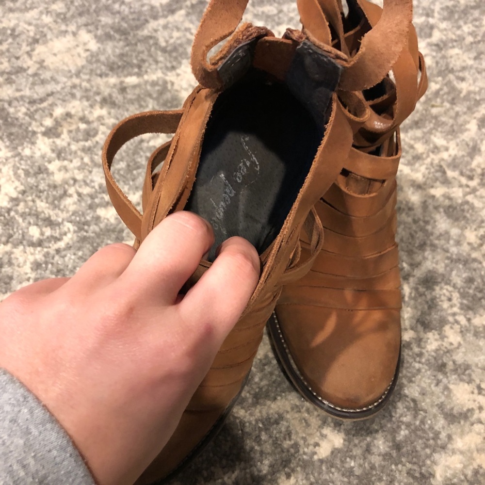 ❌SOLD❌Free people hybrid booties - Picture 4 of 6